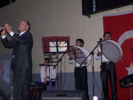 Ahlat'ta 'gönüller Güle Hasret'