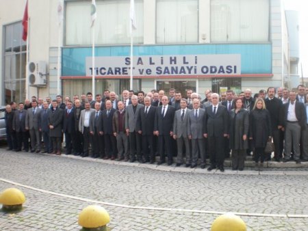 Ahmet Özbaş, Salihli TSO Başkanlığı’na yeniden aday