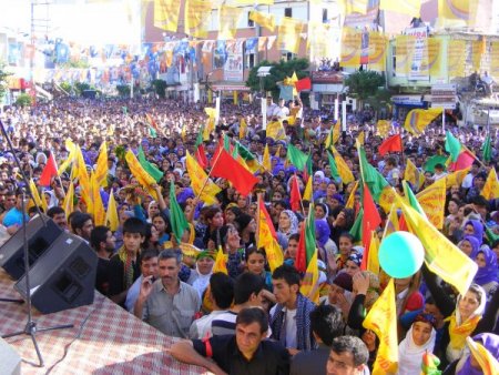 Ahmet Türk: Yalnız Kürtler İçin Değil, Bütün Halklar İçin Çalışıyoruz