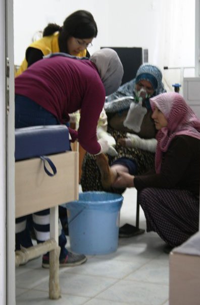 Ahşap evde çıkan yangında bir kişi yaralandı