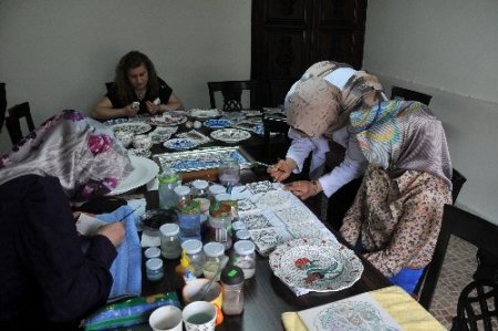 Aile eğitim merkezi hanımlarının ikinci evi oldu