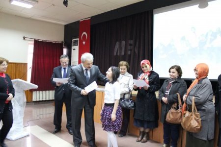 Aile Eğitimi Kurslarını başarıyla tamamlayanlara belgeleri verildi
