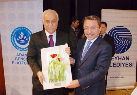 Aile huzuru için Efendimiz'in hayatı örnek alınmalı