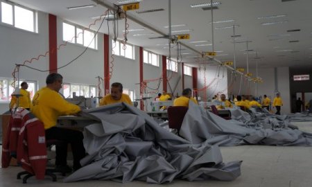 Aile mahremiyetini dikkate alan Kızılay 2 oda, 1 salon çadır yaptı(Özel)