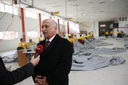 Aile mahremiyetini dikkate alan Kızılay 2 oda, 1 salon çadır yaptı(Özel)