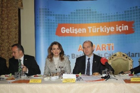 AK Parti, sosyal medyayı daha etkin kullanacak