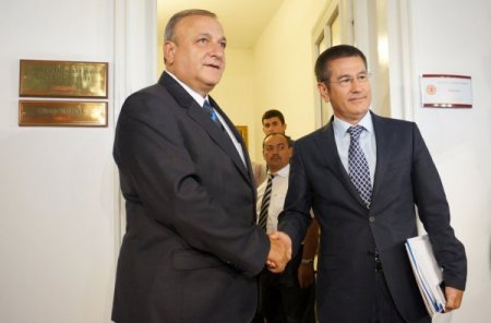 AK Parti, yerel seçimlerin erkene alınması için MHP’yi ziyaret etti