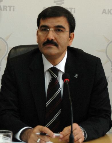 Ak Parti Adana İl Başkanı Kebude: Millete Faydası Olmayan Gerilim Siyasetine Katılmayacağız