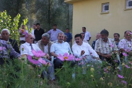 Ak Parti Adana Milletvekili Ünüvar Muhtarlarla Bir Araya Geldi