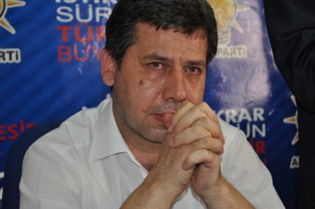 Ak Parti Balıkesir İl Başkanı Basın Toplantısında Ağladı