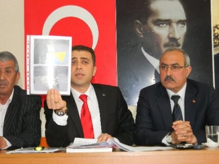 AK Parti Buca: Belediye sosyal yardım yerine konserlere para harcıyor