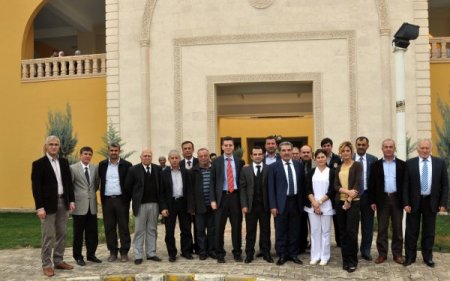 AK Parti heyeti, yeni hastane yönetimini ziyaret etti