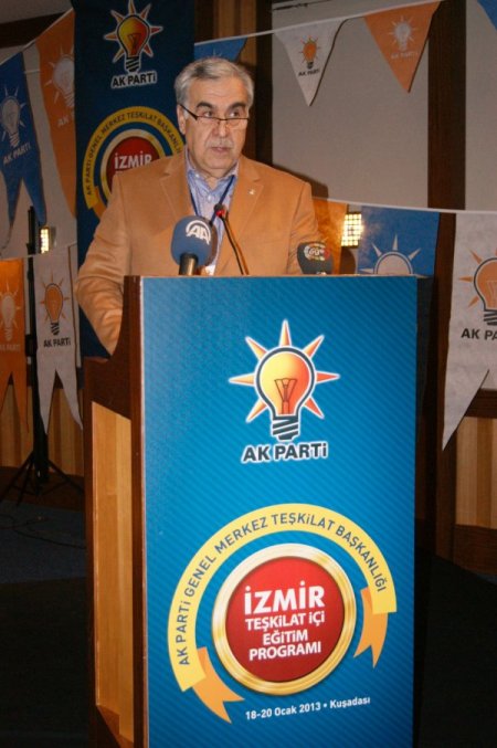 AK Parti İl Başkanı Akay: İzmir'i marka şehir yapmak için gayret gösteriyoruz