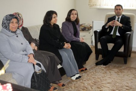 AK Parti İl Başkanı Eroğlu'ndan Hande Hanımlar Derneği'ne ziyaret