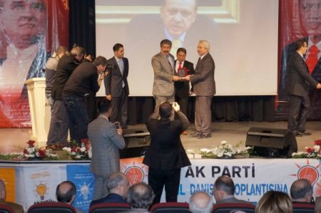 AK Parti İl Danışma Toplantısı Bakan Akdağ'ın katılımıyla yapıldı