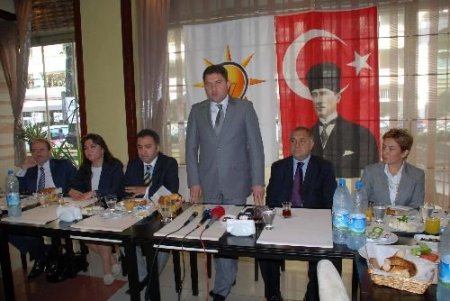 Ak Parti Karabağlar İlçe Başkanı Sakman: Eleştirilerimiz Yapıcı Olacak
