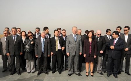 Ak Parti Konak İlçe Yönetimi Göreve Başladı