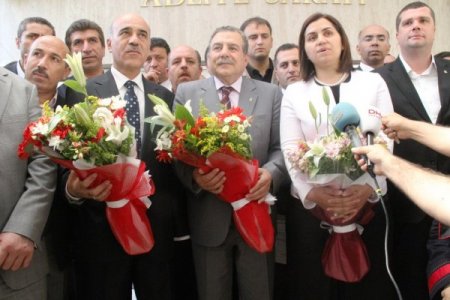 Ak Parti Mardin Milletvekilleri Mazbatalarını Aldı