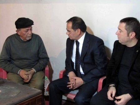 AK Parti Milletvekili Demir'den, işçi ailelerine taziye ziyareti