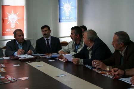 Ak Parti Milletvekili Mustafa Açıkalın Vatandaşların Sorunlarını Dinledi