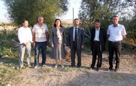 AK Parti Milletvekili Selamoğlu, Sarıoba köyünde köprü incelemesi yaptı