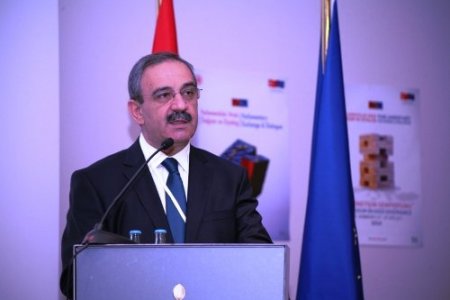 AK Parti Milletvekili Tekelioğlu, Berlin’de İzmir EXPO için destek istedi