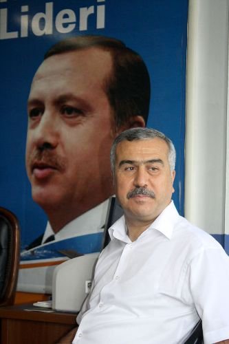 Ak Parti Milletvekilleri, 'evet' İçin Halk Turunu Sürdürüyor