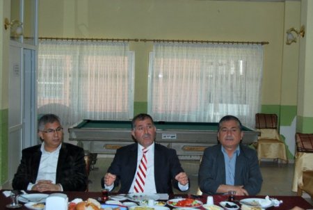 AK Parti Mut'ta yüzde 60 oy hedefliyor