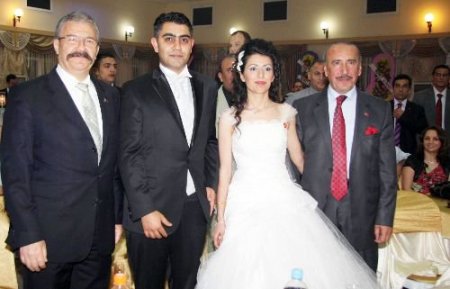 Ak Parti Osmaniye İl Başkanı Ömer Yağmur Kızını Evlendirdi