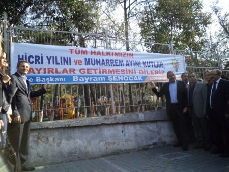 AK Parti pankartına CHP tepkisi