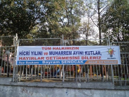 AK Parti pankartına CHP tepkisi