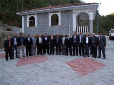 Ak Parti Rize İl Başkanı Karal Hemşinlilerin Sorunlarını Dinledi