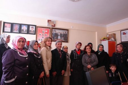 AK Parti Yozgat Kadın Kolları'ndan Kızılay’a kan bağışı