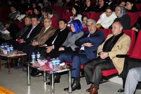 Ak Parti'den Alternatif 'Sevgililer Günü' Kutlaması