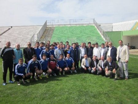 AK Parti’den Ünyespor’a ziyaret