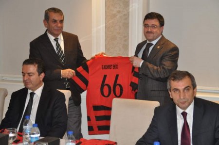 Ak Parti'li Başer: Türkiye’de başarılı sporculara AK Parti sahip çıktı