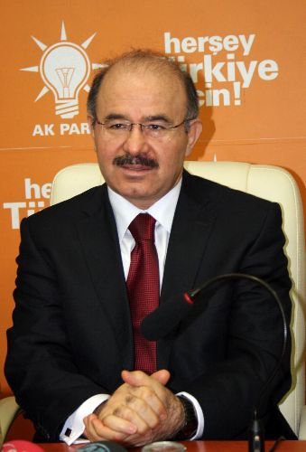 Ak Partili Çelik'ten İşbaşaran'a Cevap: Zaten Bu Arkadaşımızı İhraç Edecektik