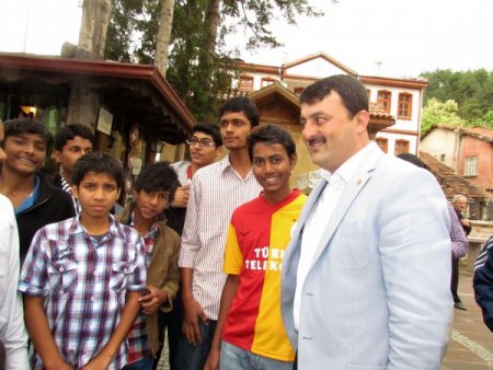 Ak Partili Gülşen: Dünyaya Açılan Türk Kolejleriyle Gurur Duyuyoruz