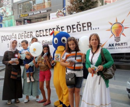 AK Partili hanımlardan İstanbul'un 39 ilçesinde çocuklar için etkinlik