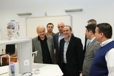 Ak Partili Kapusuz Ve Çiçek, Astana'da Türk Lisesi'ni Ziyaret Etti