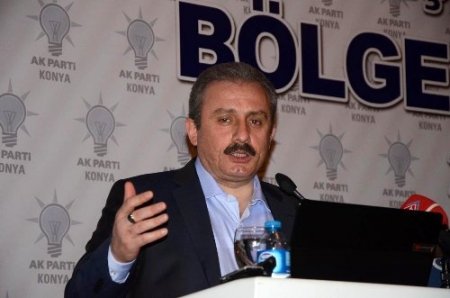 AK Parti'li Şentop: Bilgisayardan korkan bin hakim emekliliğini istedi