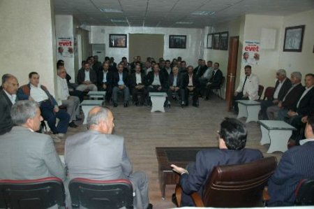 Ak Partili Seyda, Cizre'de Vatandaşın Sorunlarını Dinledi