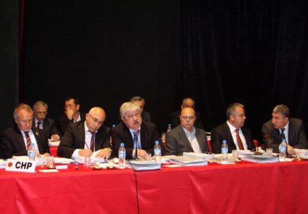 Ak Partili Tabur: Chp’li Akaydın Yatırımdan Kısıp, Eğlenceye Harcadı