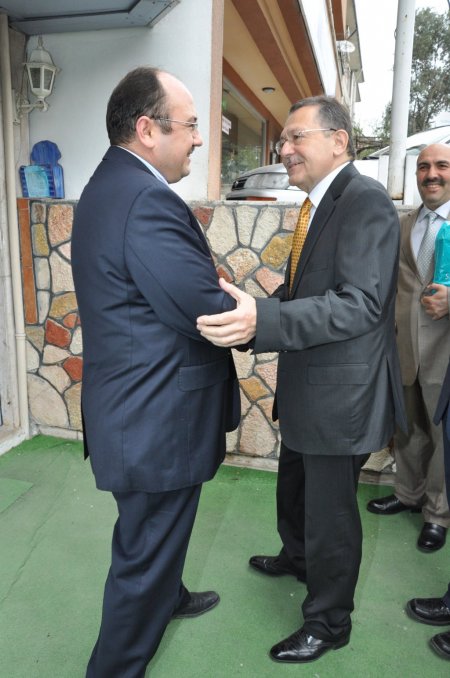 AK Partili Uğur: Terör belasından kurtulalım bizi kimse tutamaz