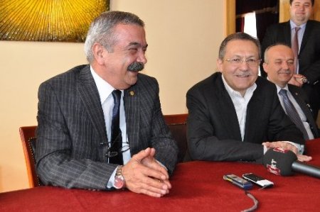 AK Partili Uğur: Ülkede çözüm süreciyle başlayan bahar havası devam etmeli