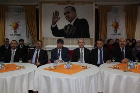 AK Parti’nin ‘Siyaset Akademisi’ Polatlı’da başladı