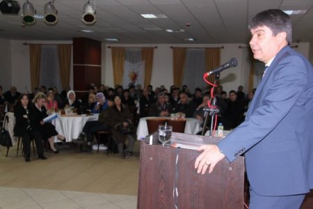 AK Parti’nin ‘Siyaset Akademisi’ Polatlı’da başladı