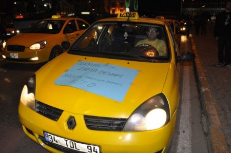 Akaryakıt Zammından Bunalan Taksiciler ‘oynattı’