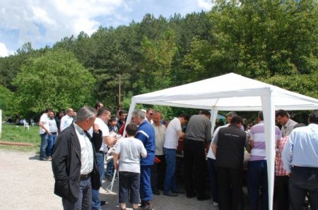 Akçader'in Geleneksel İşçi Şöleni'ne Yoğun İlgi