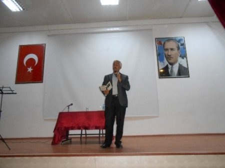 Akçakale Anadolu İmam Hatip Lisesi'nde Kutlu Doğum konferansı